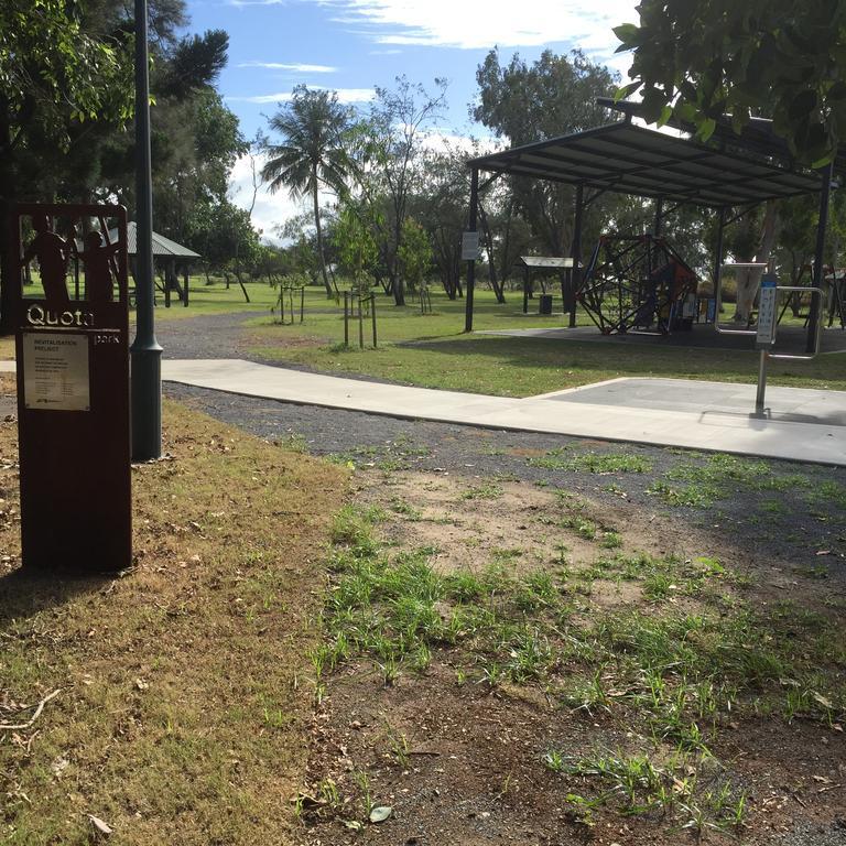 Econo Lodge Beachside Mackay Exterior foto